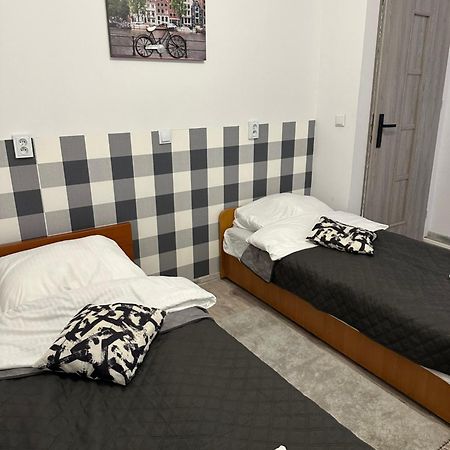 Apartament Nr 5 Lub 6 Przy Sali Kominkowej Przeczyce Buitenkant foto