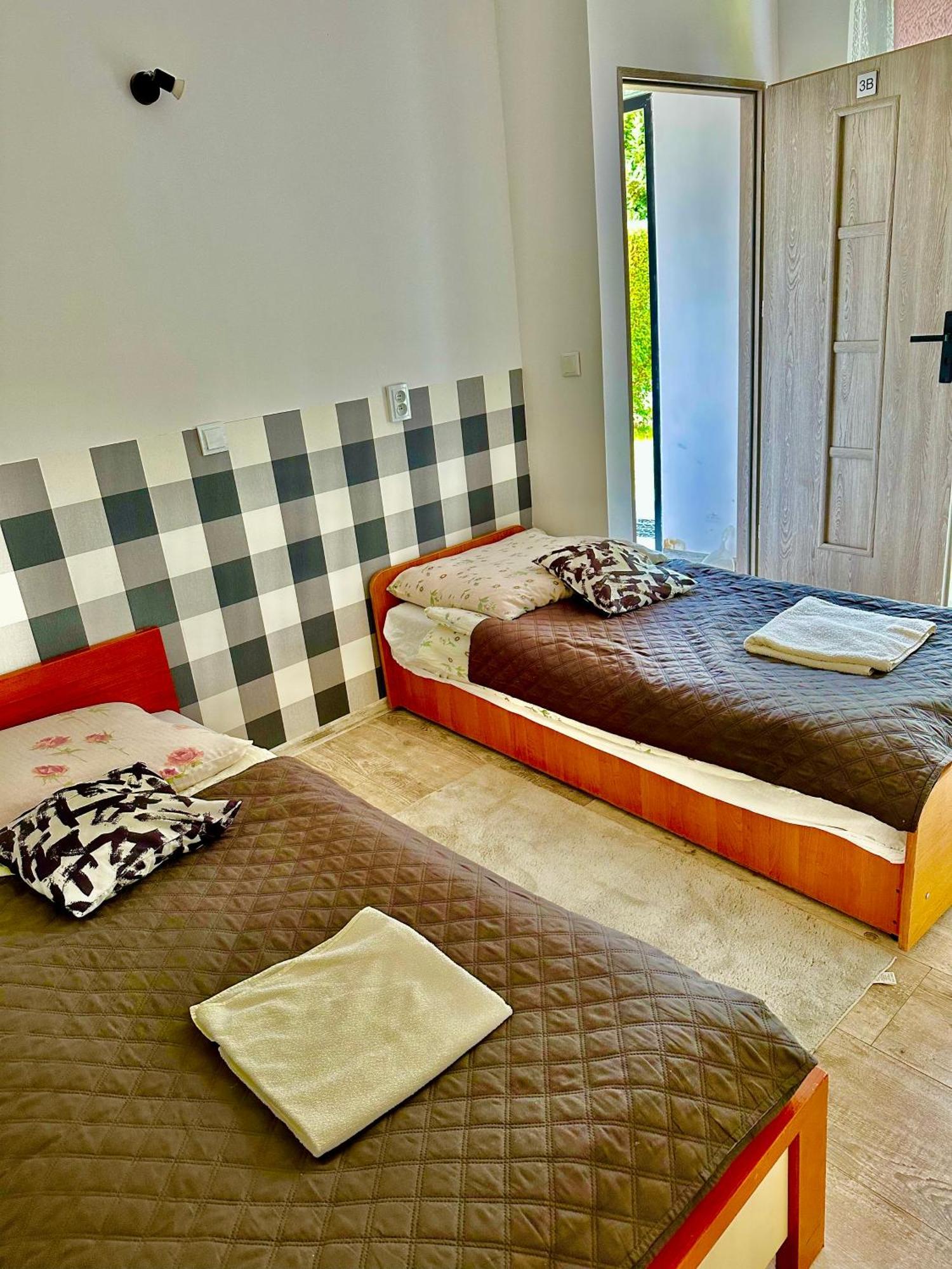 Apartament Nr 5 Lub 6 Przy Sali Kominkowej Przeczyce Buitenkant foto